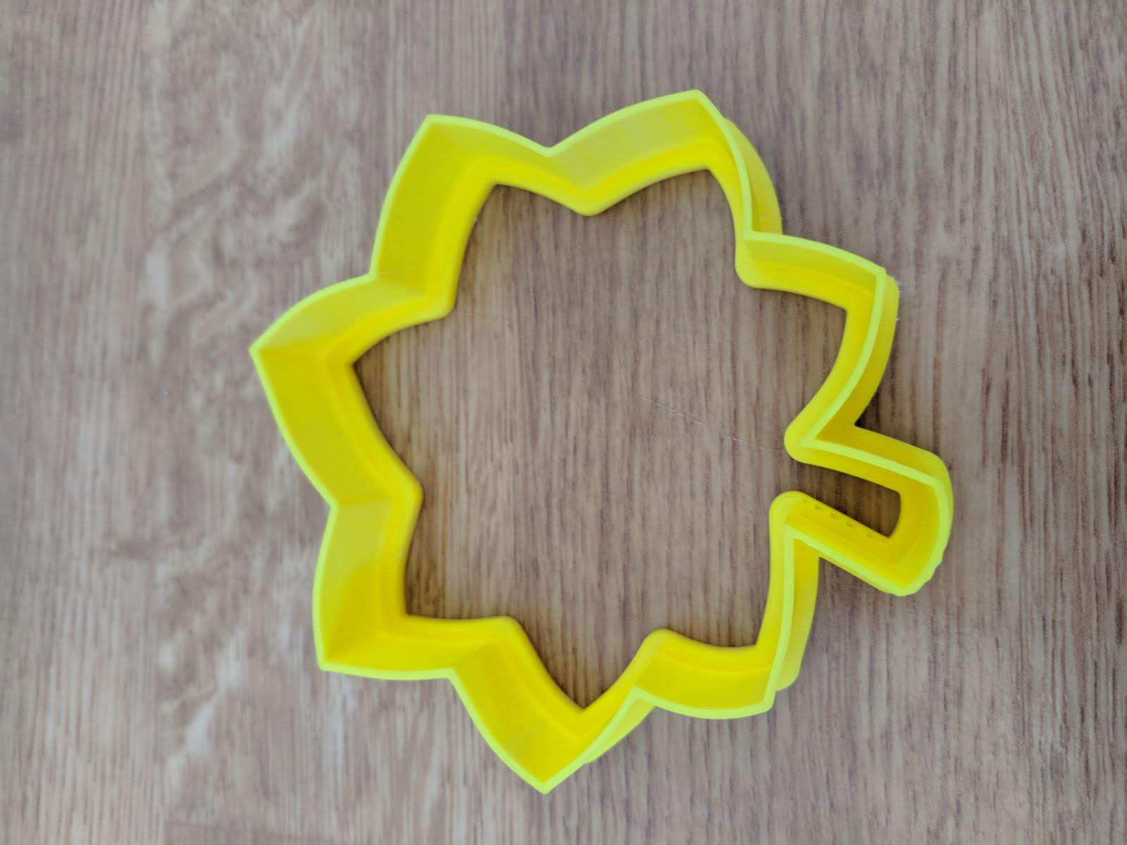 Military Oak Leaf Cookie Cutter
