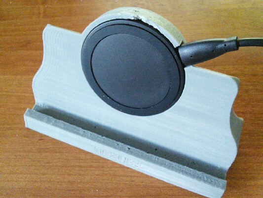 Nexus 7 stand with place for wireless charger (plain and hexagon variants) | 3d print model