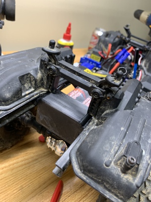 Trx4 LCG battery mount with rear crossmember FOR USE WITH LIFT KIT | 3d print model