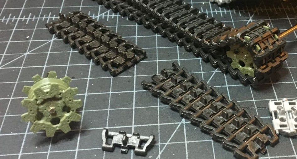 Mauler tank_ warthog Sprocket for Heng Long Pz3 tracks