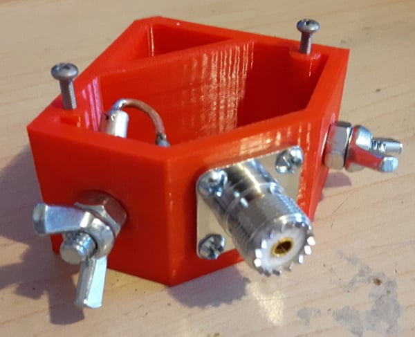 dipole center connector V2.0