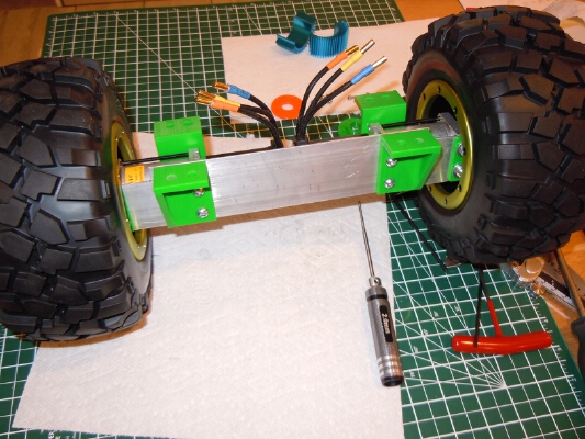 BaneBots P60 Gearbox 1_5 Maxstone Crawler Wheels evil-rover02 | 3d print model