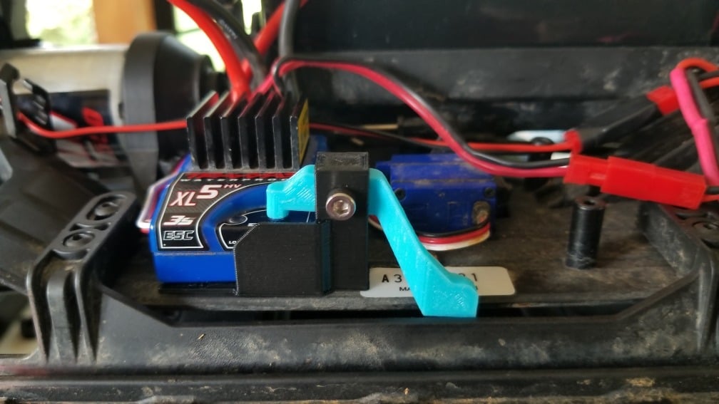 Traxxas TRX-4 Esc External switch