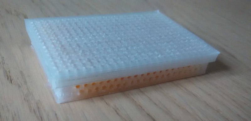 Customizable desiccant box (silica gel)