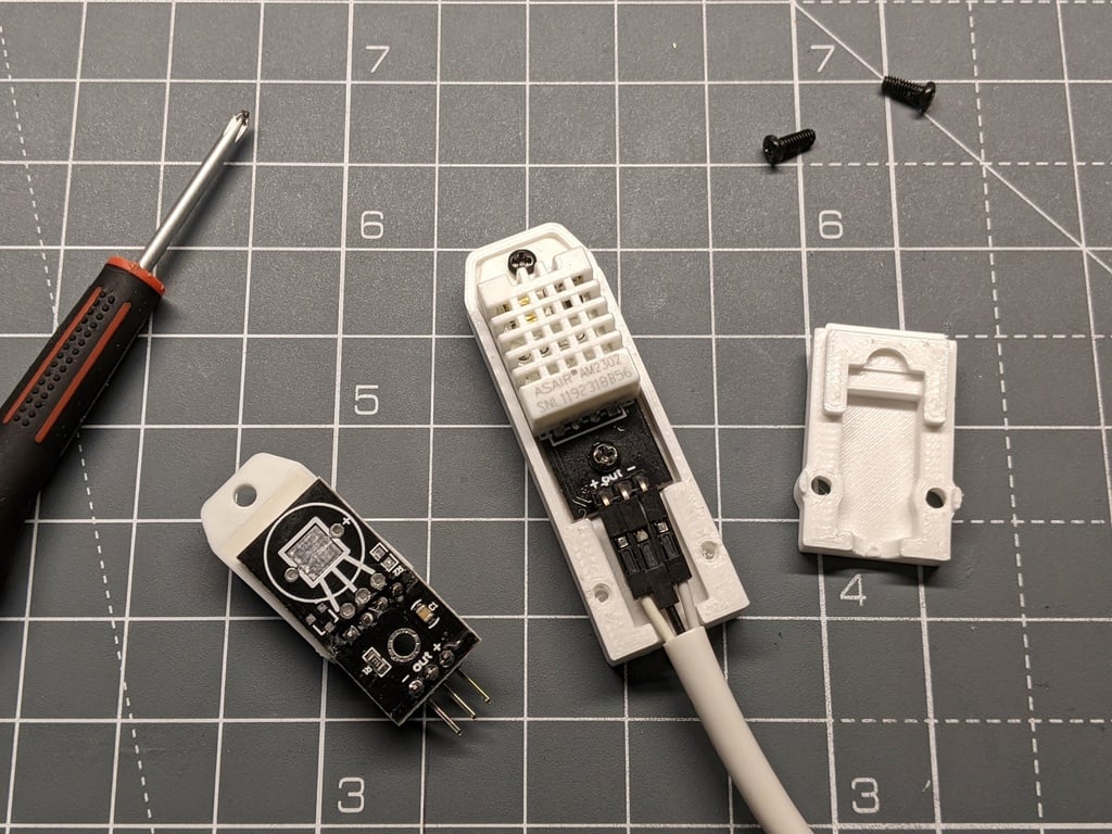 Over-engineered DHT22 _ AM2302 Board Case