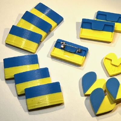 Stand with Ukraine Pins | 3d print model