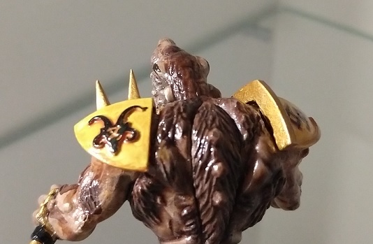 Skaven shoulder pads