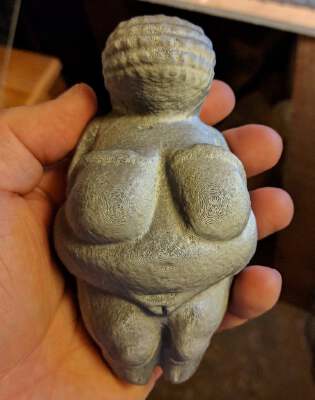 Woman_Venus of Willendorf | 3d print model