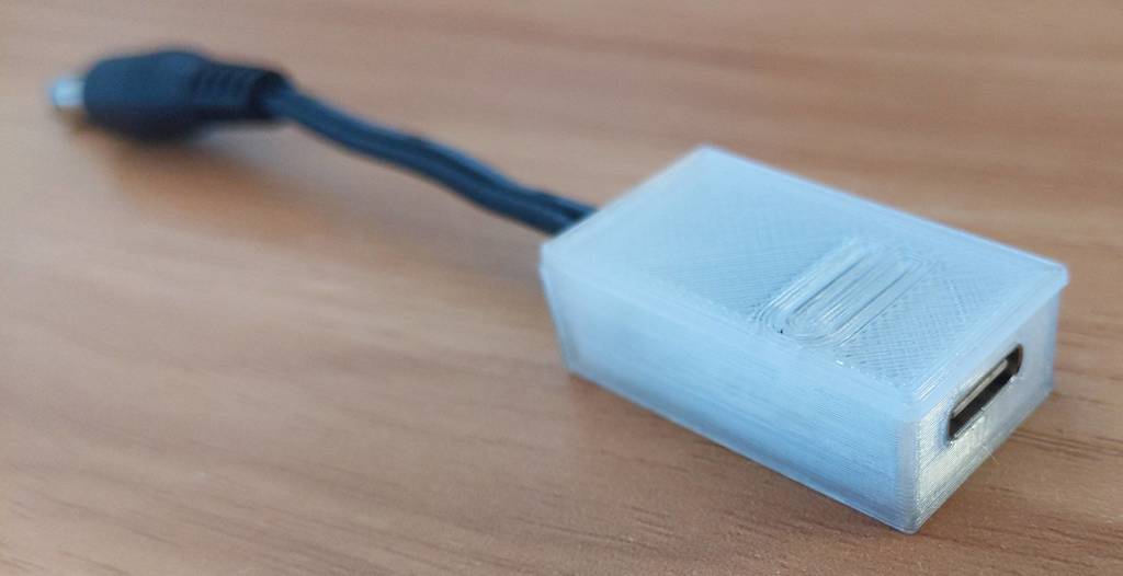 USB-C Power Delivery to DC Barrel plug adapter with voltage switch button (for ZY12PDN board)