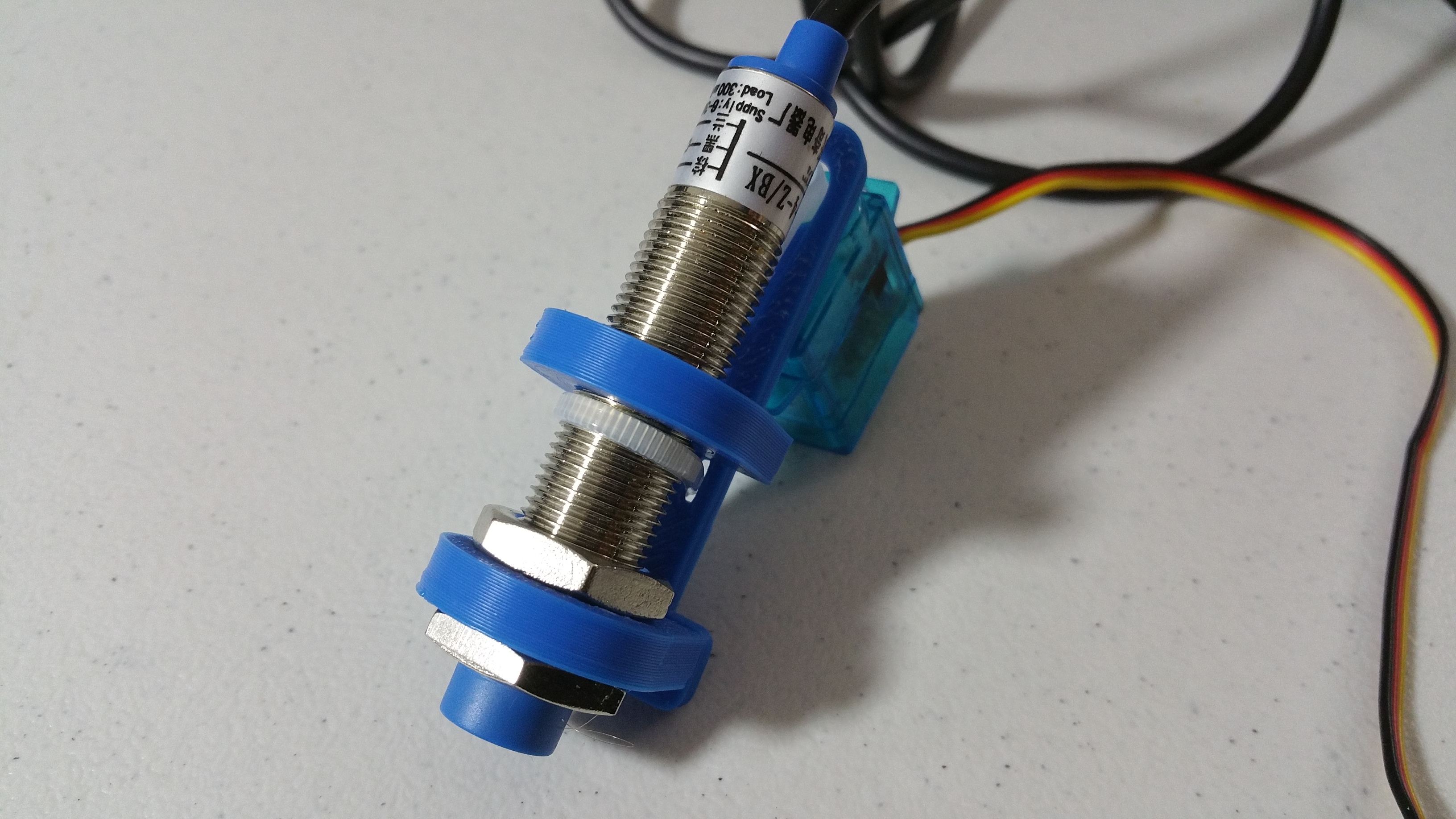 Standoffs for proximity switch, Wilson auto bed leveling