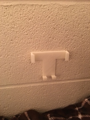 iPhone 6s Plus wall mount | 3d print model