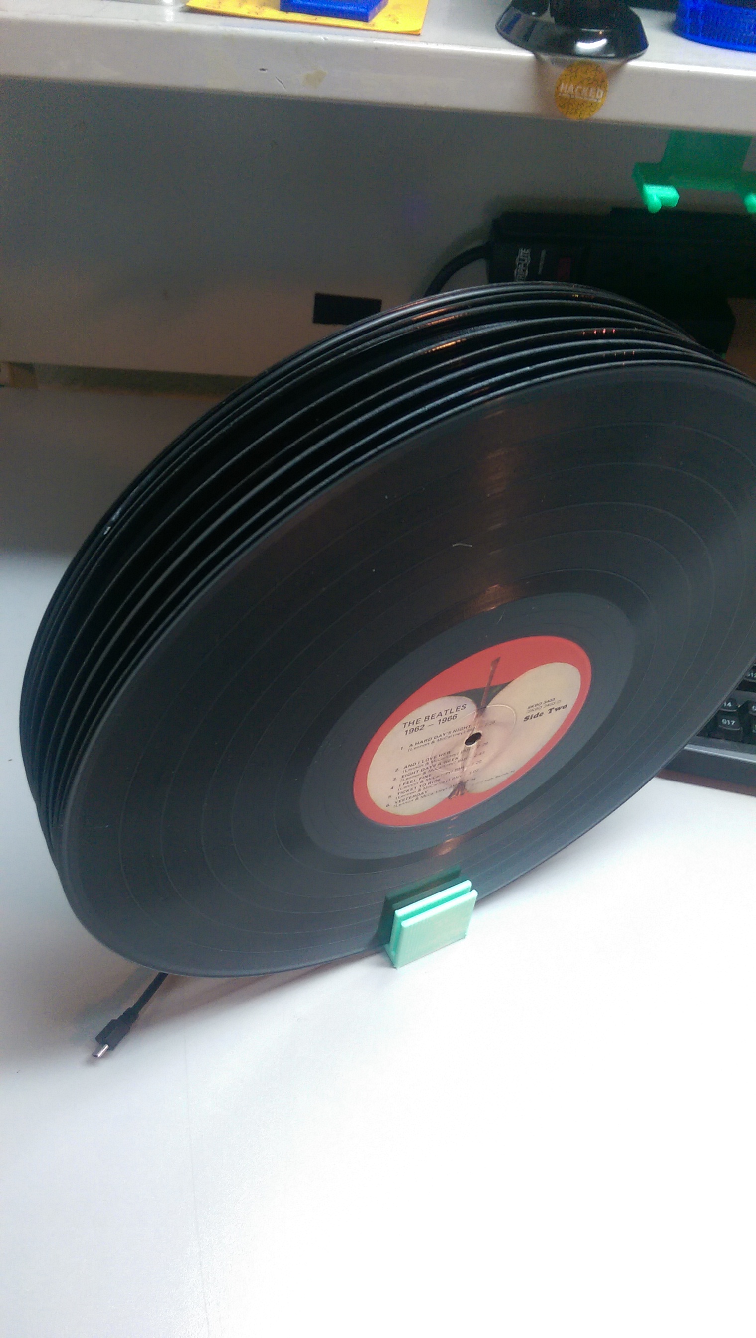 Vinyl record holder
