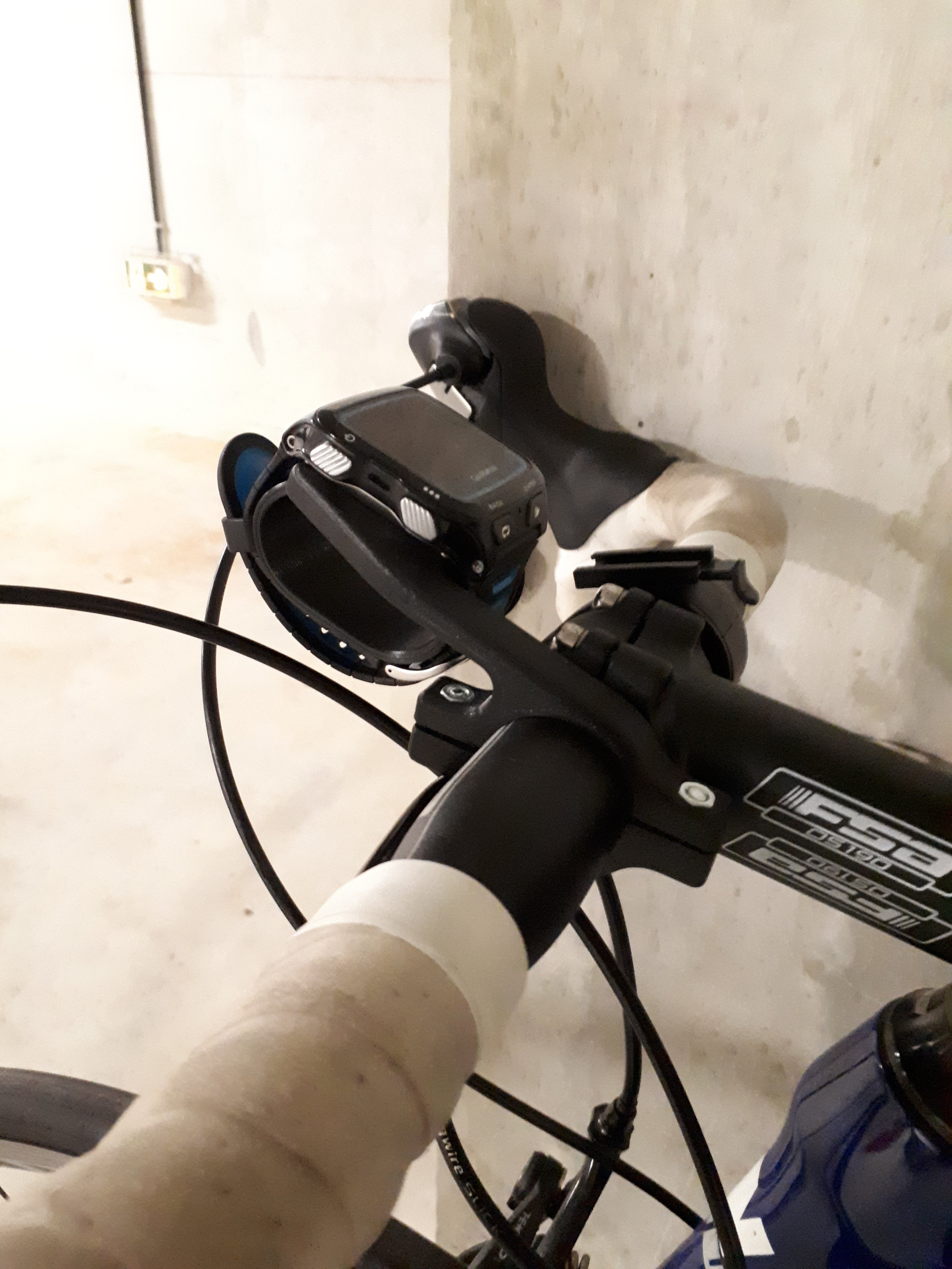 Support vélo pour montre GPS