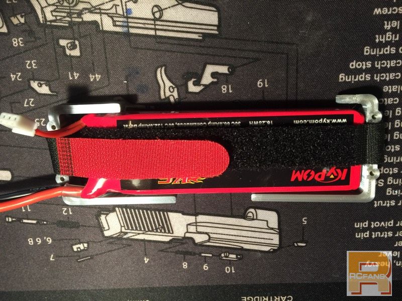 2200 Lipo battery holder for LC Racing EMB-DT(rc desert track)