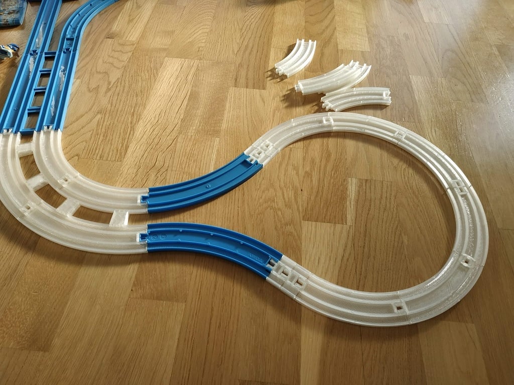 Plarail Tracks!