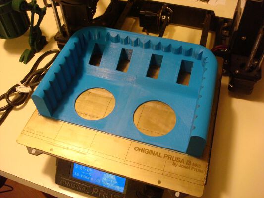 1950's Robby the robot mechanical Heart Box | 3d print model