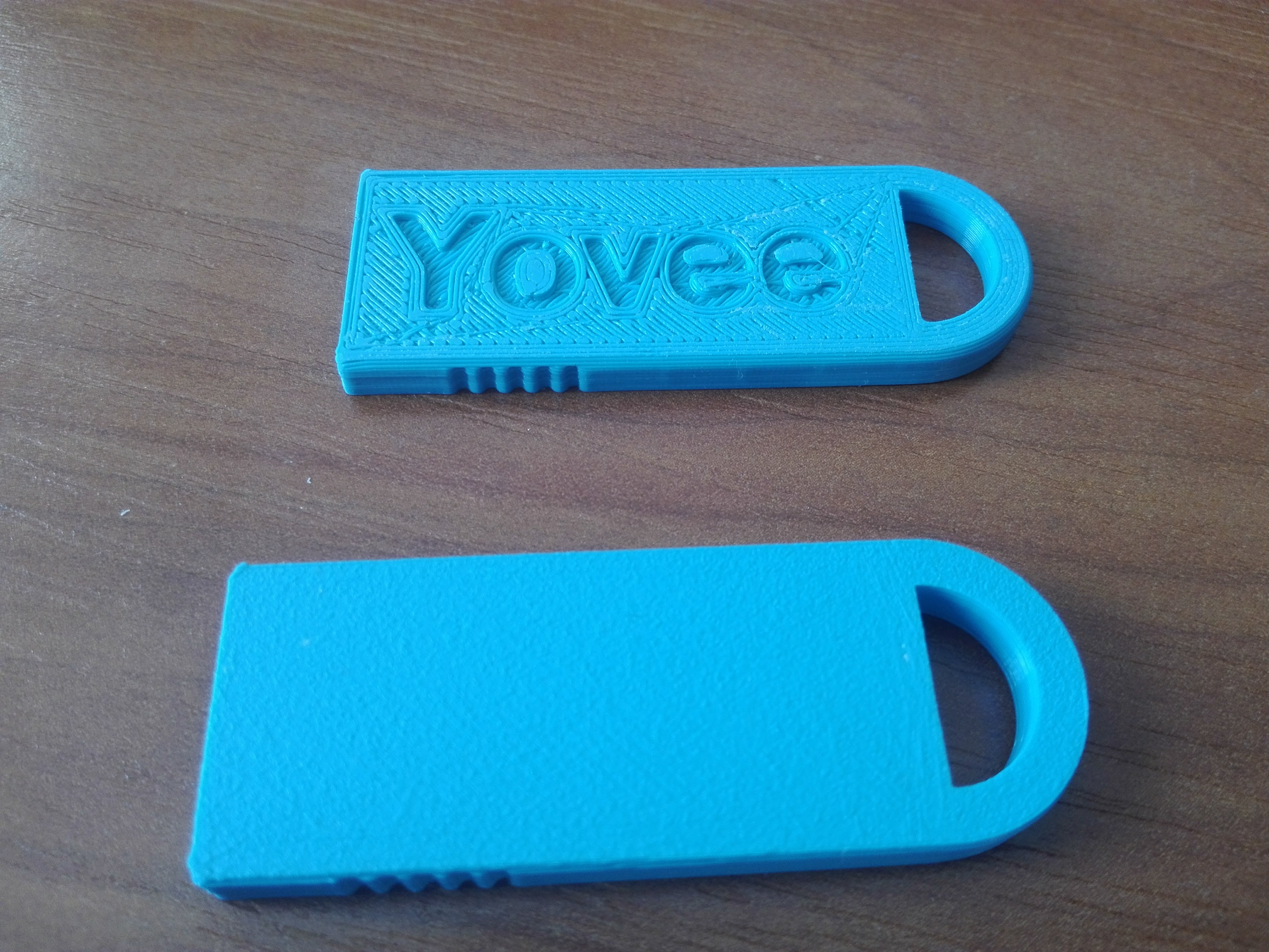 ADATA UE700 pendrive case