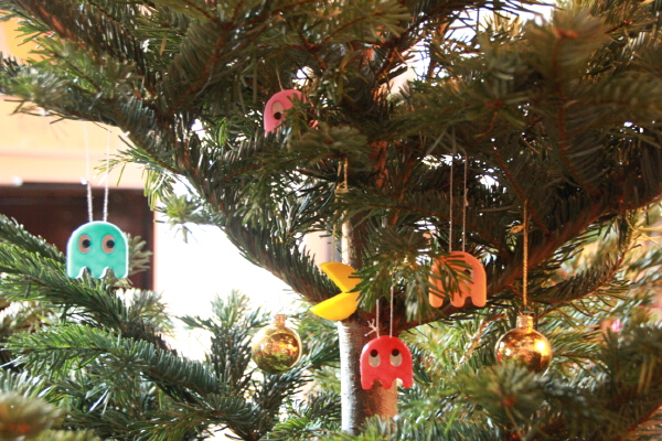 epic pacman xmas tree decorations | 3d print model