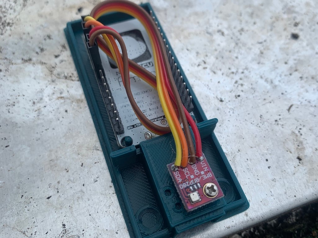 NodeMCU V2 + BME280 Case
