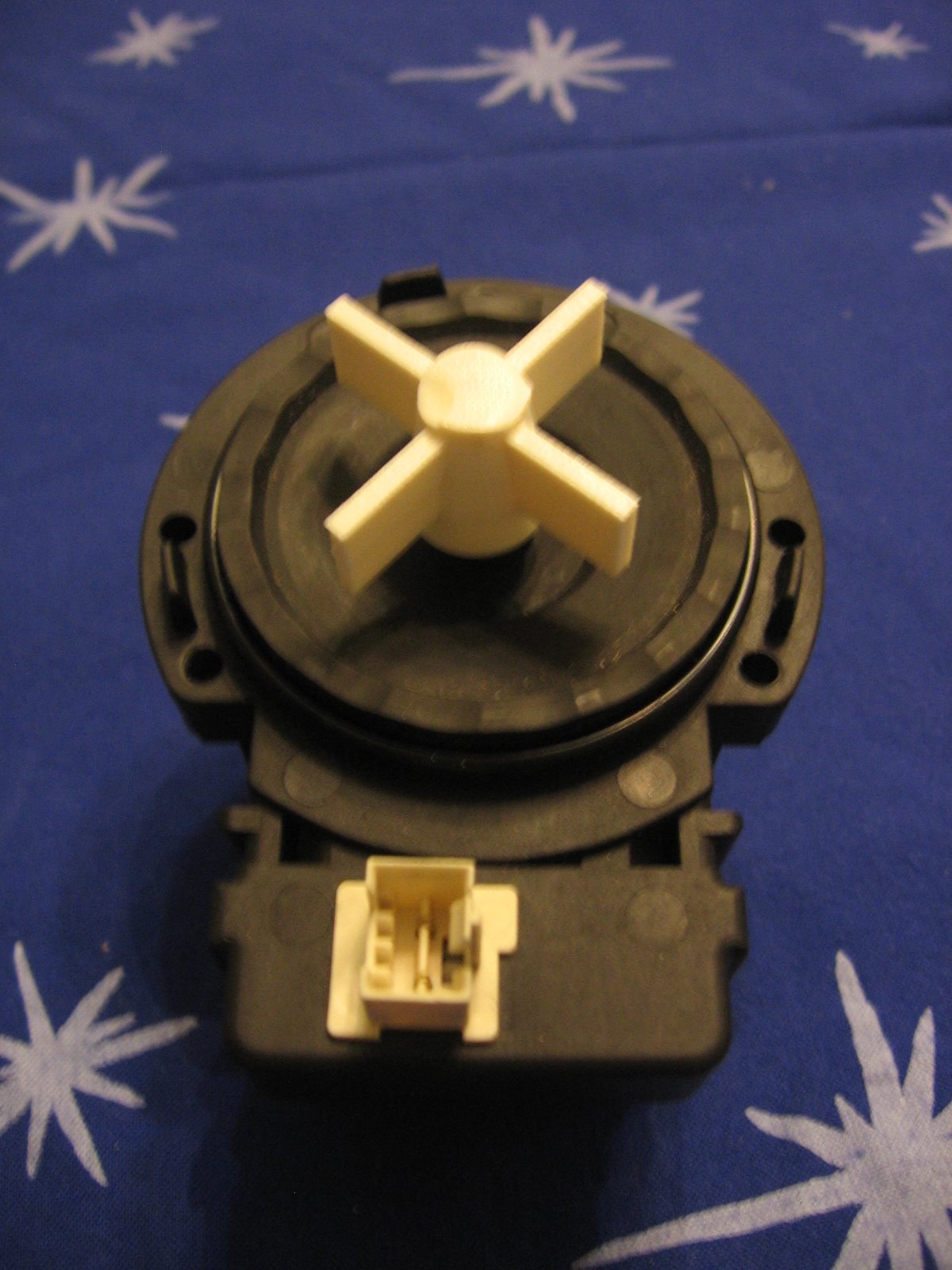 f9292d3b-f1ac-48e1-9857-1e7660579c27
