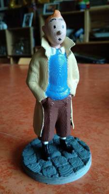 Tintin (splitted) and his base (foot print) | 3d print model