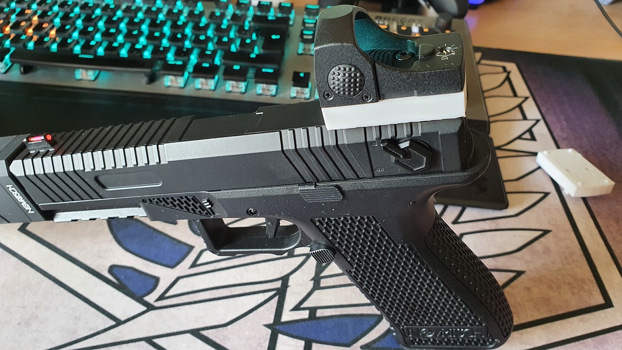 Novritsch SSE18 Red Dot Plate
