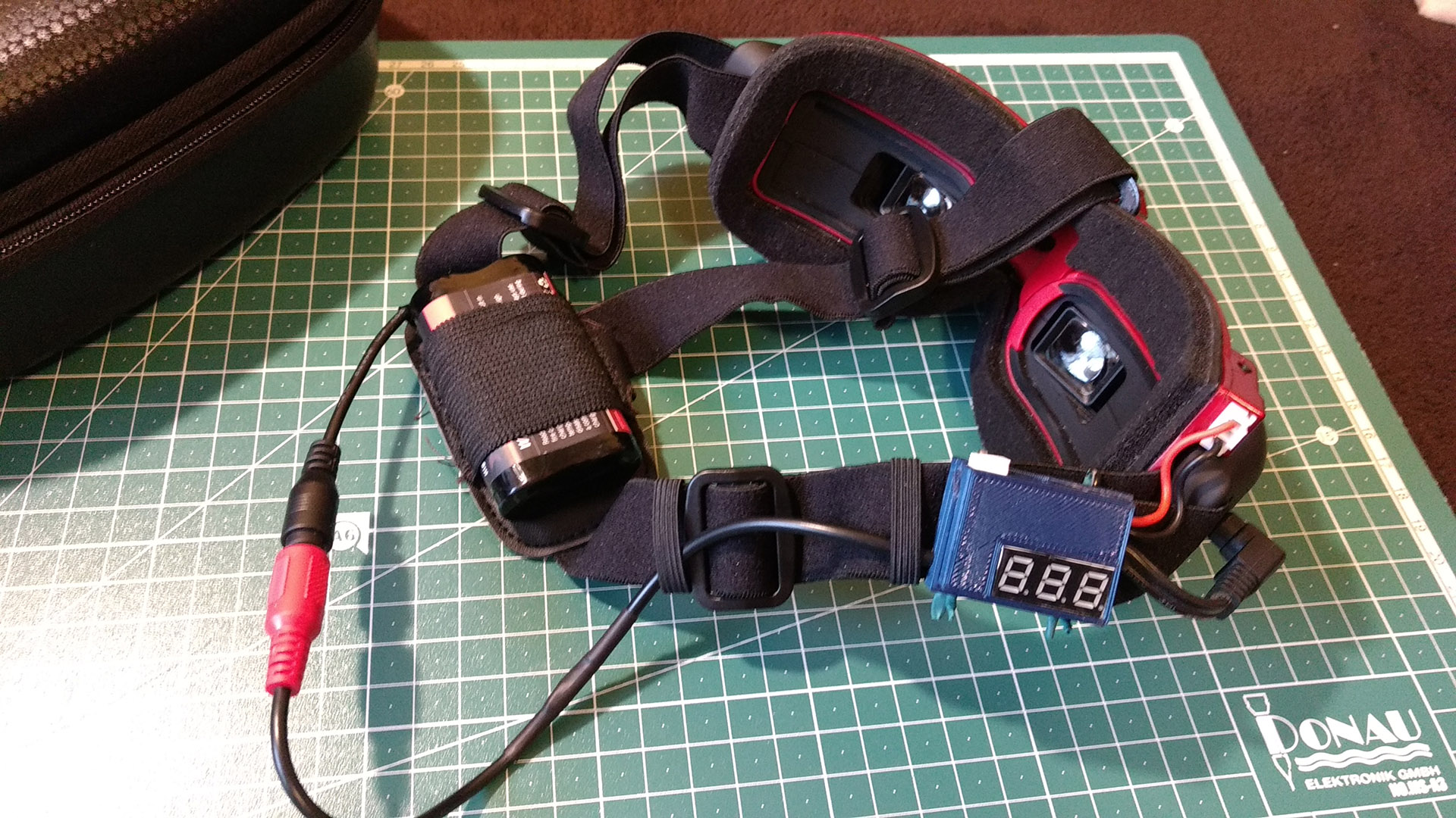 Fatshark headband and power supply mod