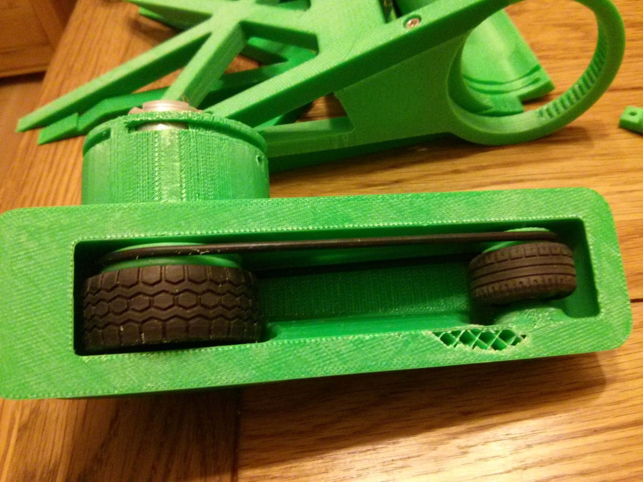 working RC model at beetleweight scale of Deadlock robot wars robot