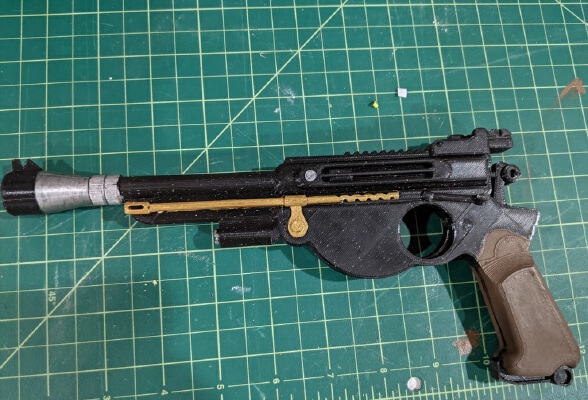 80 sized Mandalorian Blaster | 3d print model
