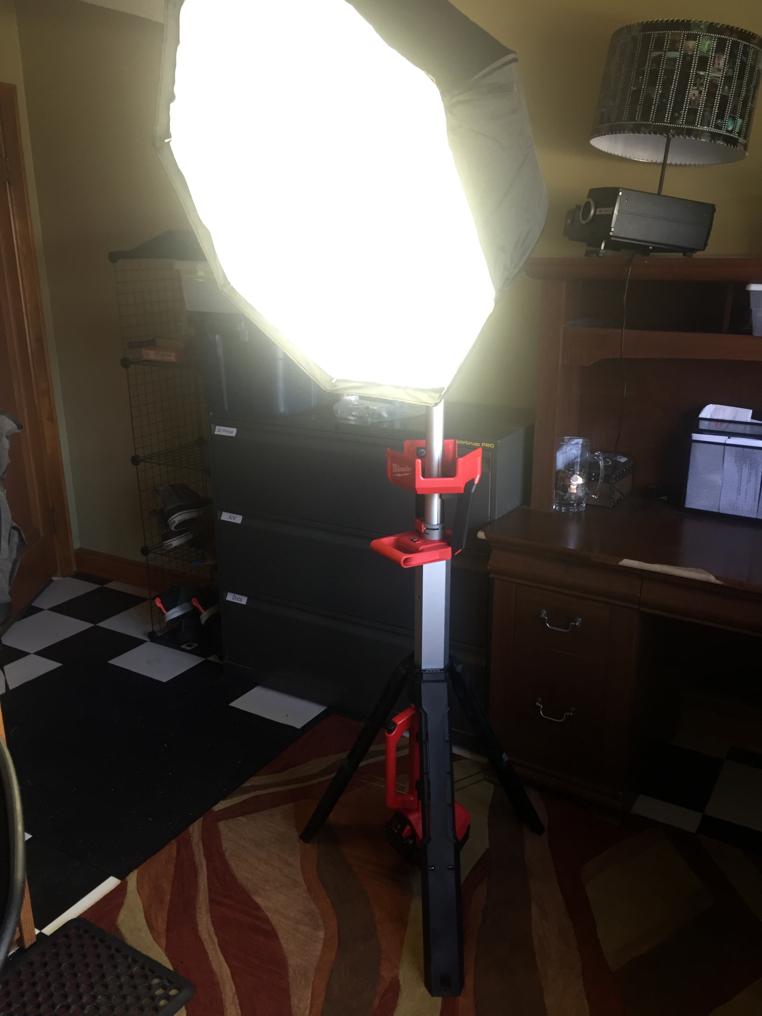 Milwaukee Rocket Tower Light Softbox Umbrella Bracket Holder