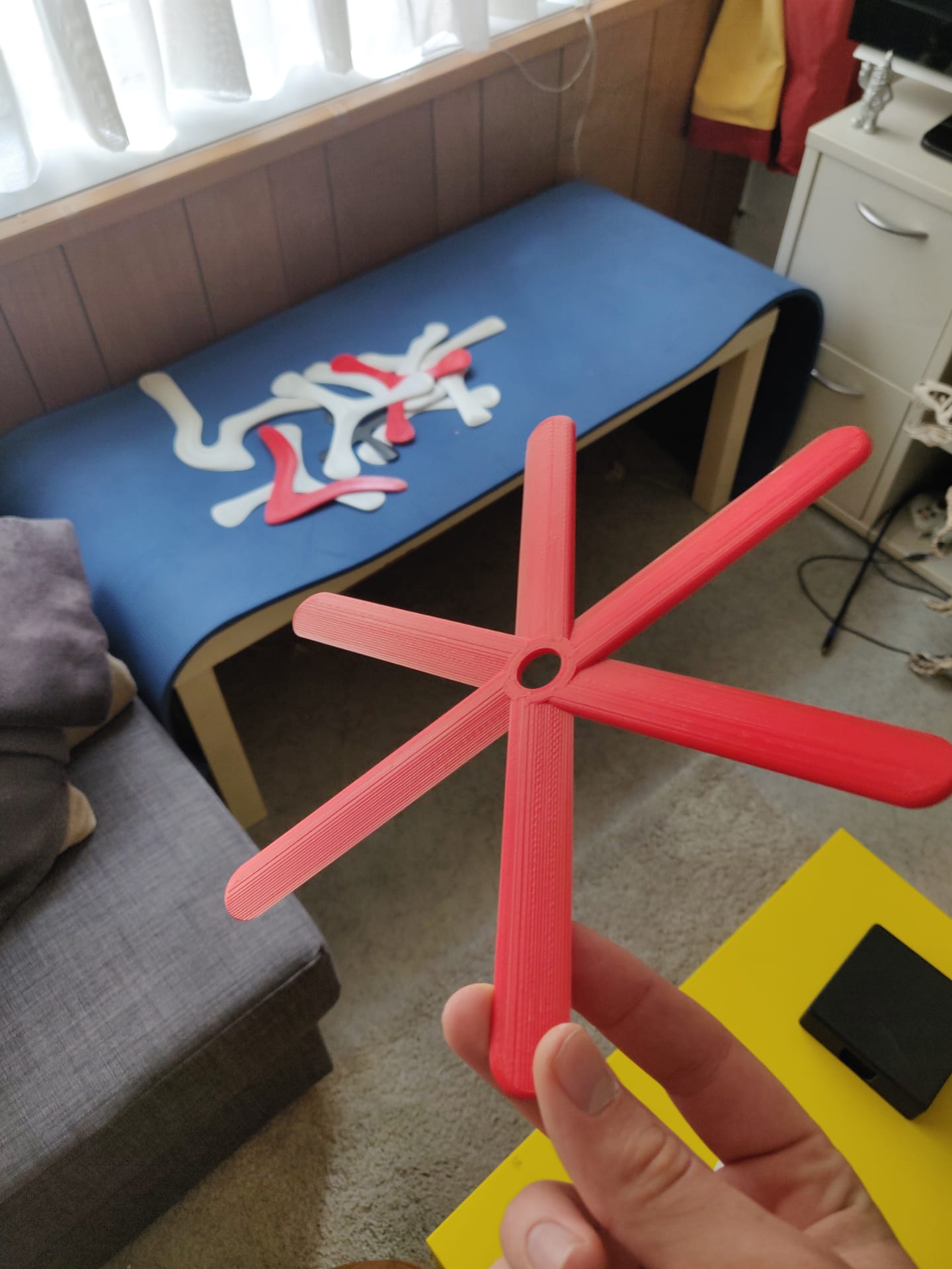 Boomerang "finger"