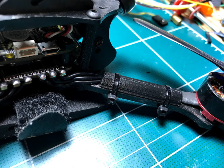 Motor wire protector for vx210 (narrow arm)