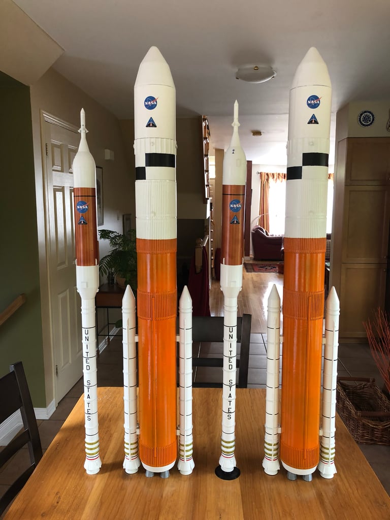 NASA Ares I & Ares V 1:100 Flying Model Rockets