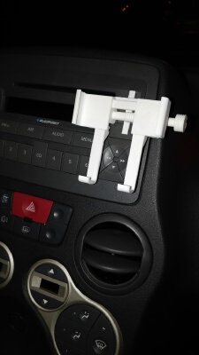 Phone Holder for Blaupunkt Stereos | 3d print model