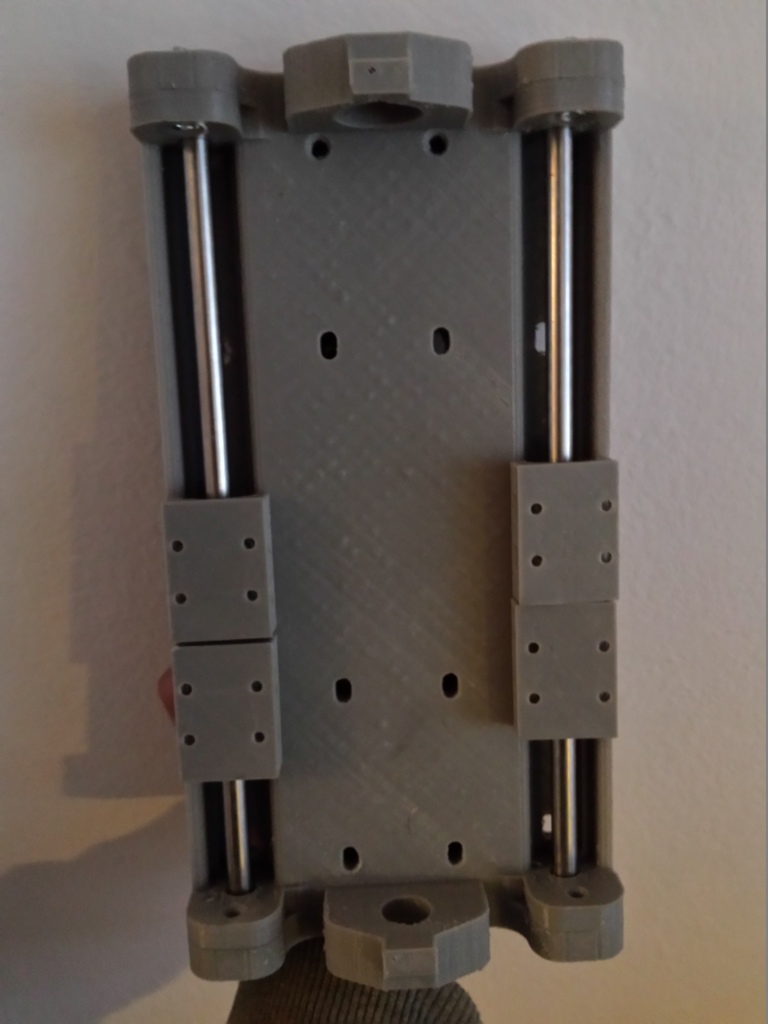  New z-axis design Root CNC 2.1 , compatible with Z Carriages.