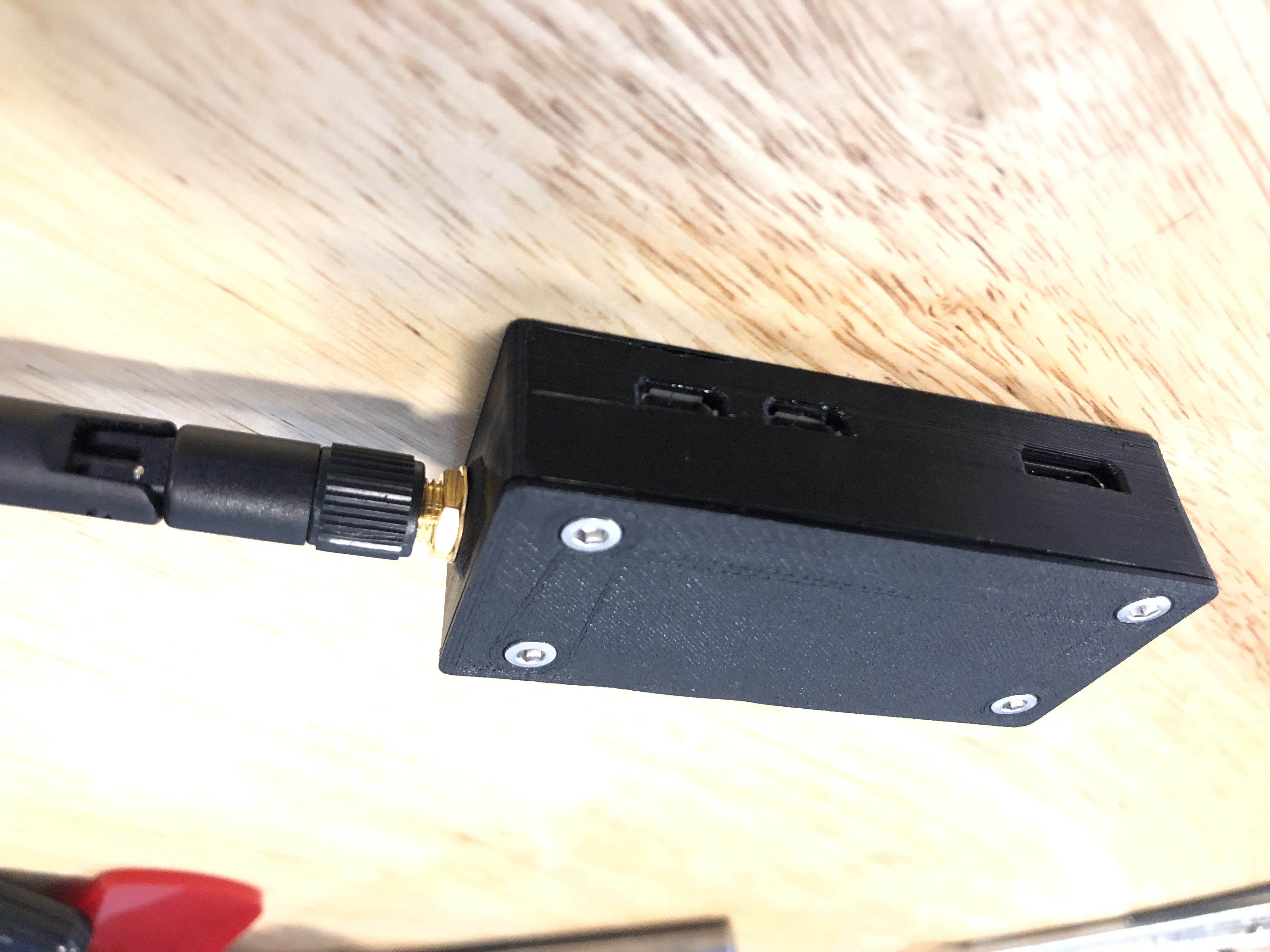 Raspberry Pi Zero W Case and External Antenna (with room for prototyping and battery)
