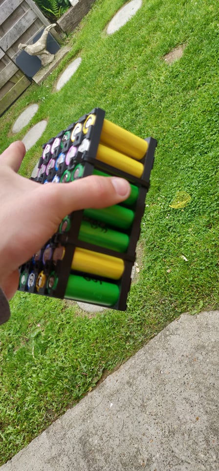 a408c86a-14c4-4086-ae43-601bcc326bfb