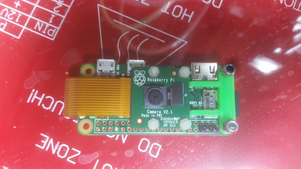 Raspberry Pi Zero Camera Holder
