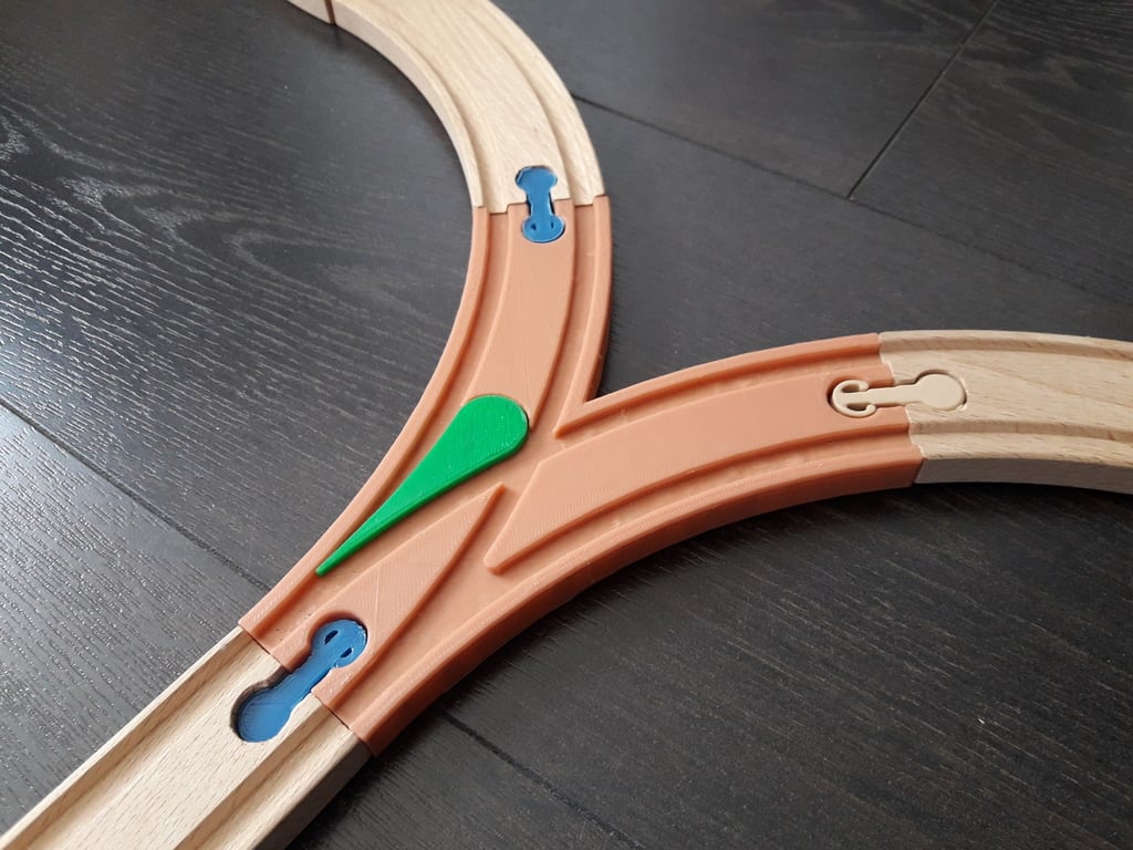 Brio_ Thomas rail switch (Duplo design)