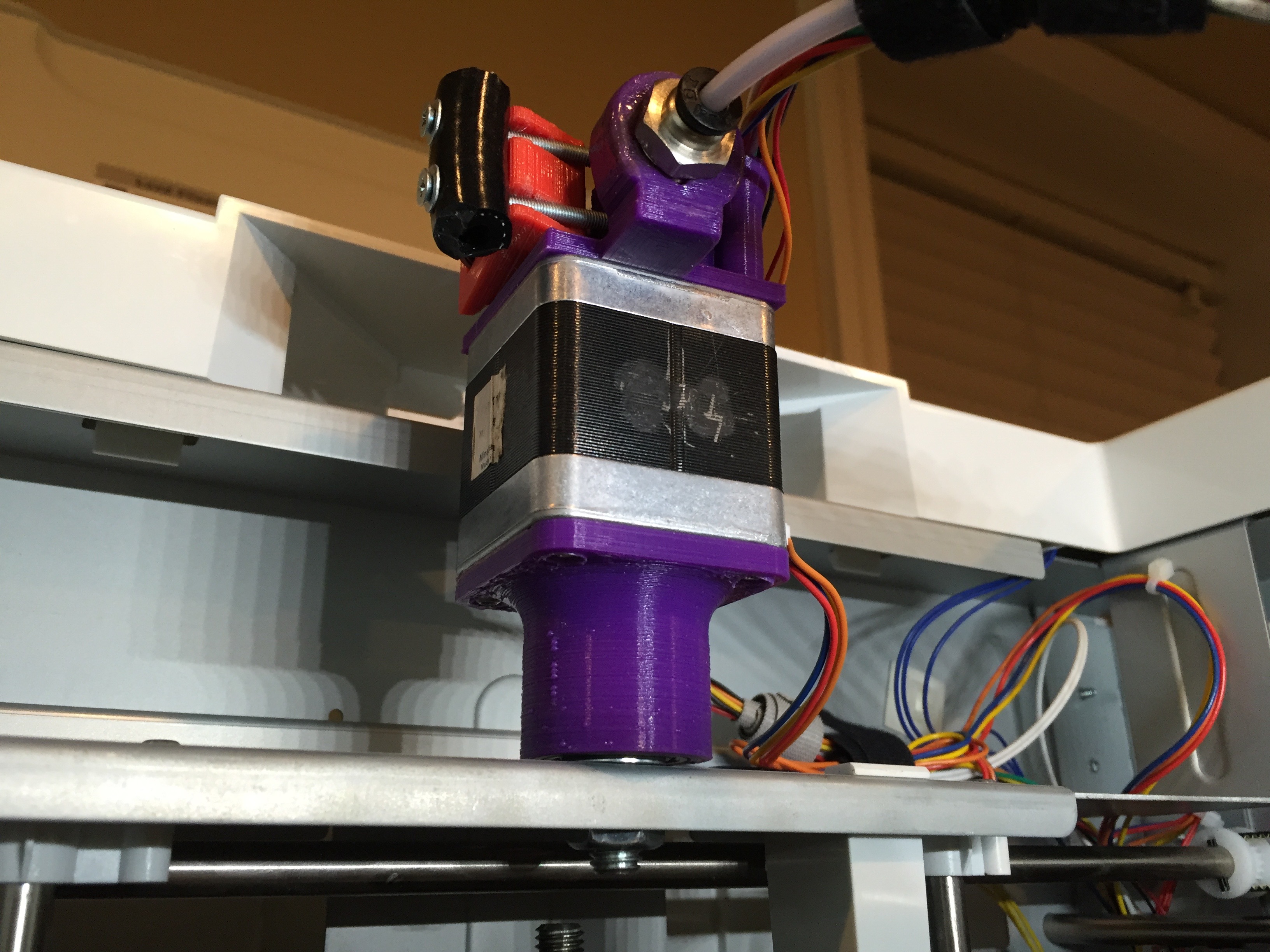 Justfalter's Swivel Mount for Bowden Extruders - Customizable
