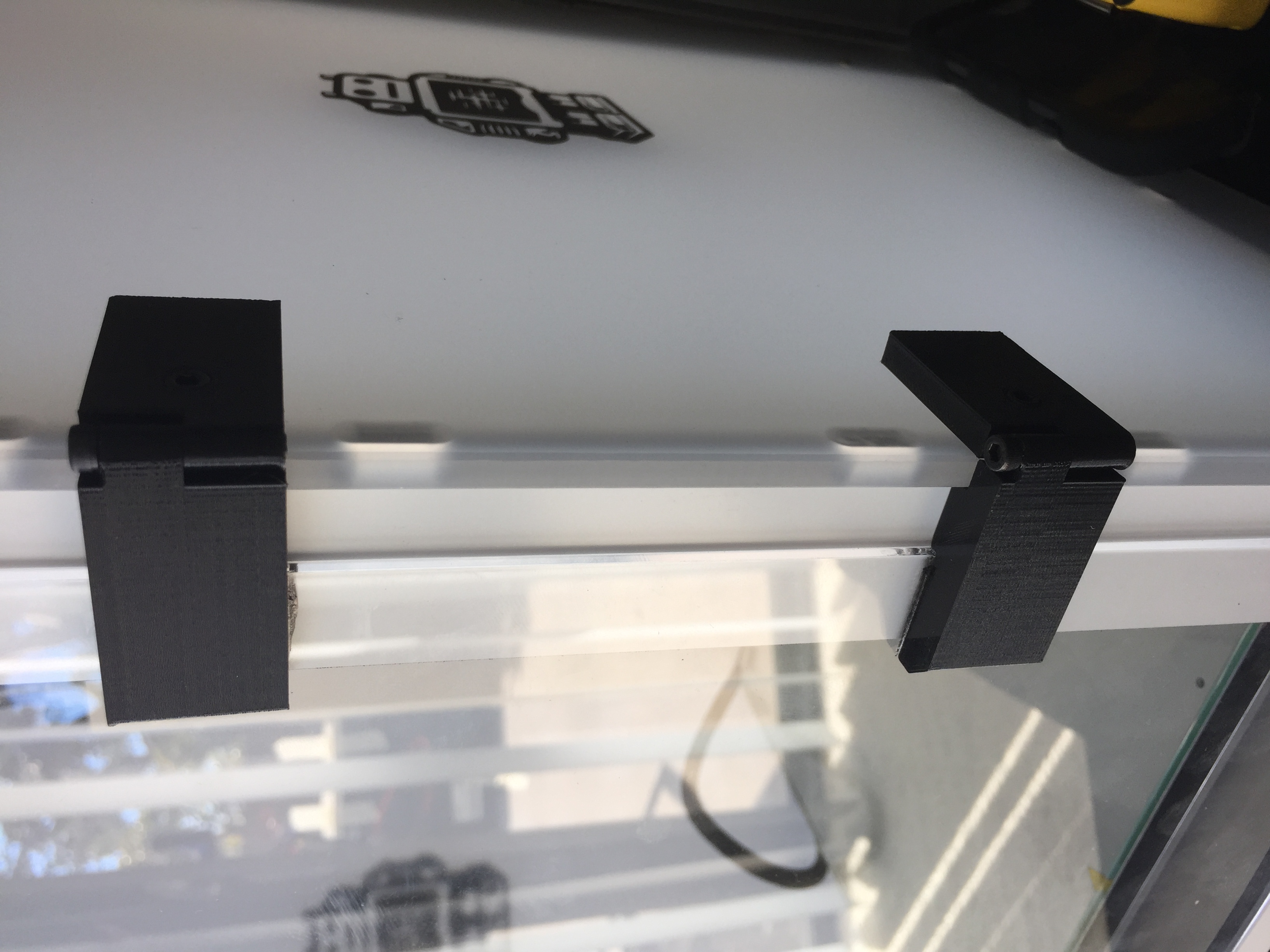 Ultimaker 2 Magnetic Door Fasteners