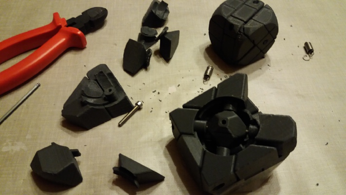 Ghost Cube in a Dices-shape | 3d print model