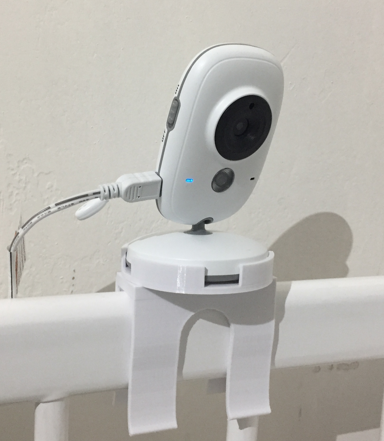 baby monitor camera Mounting
