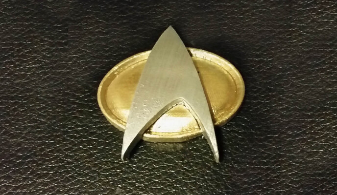 Star Trek Communicator Badge (modified) | 3d print model