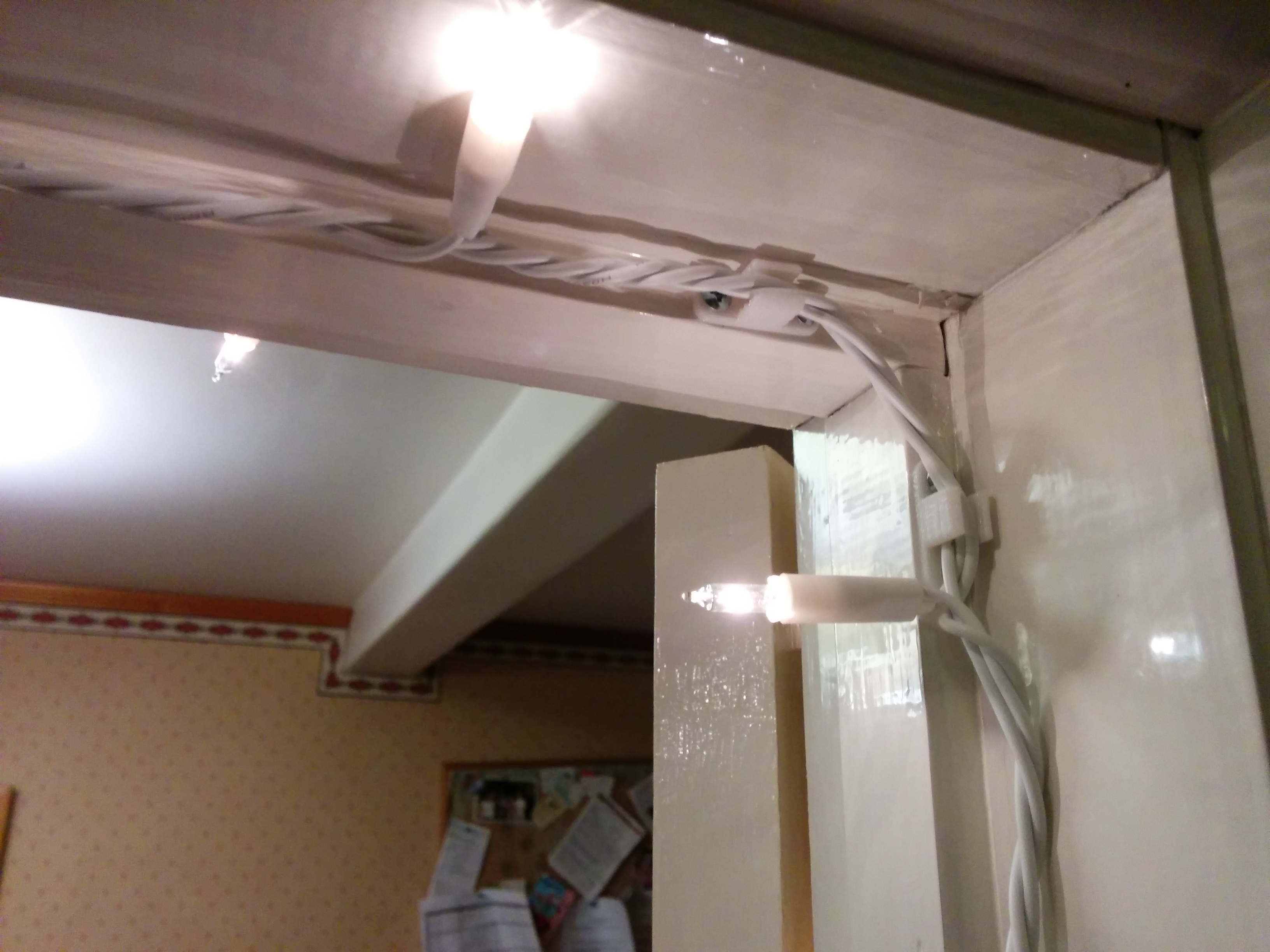 Fairy light cable clip
