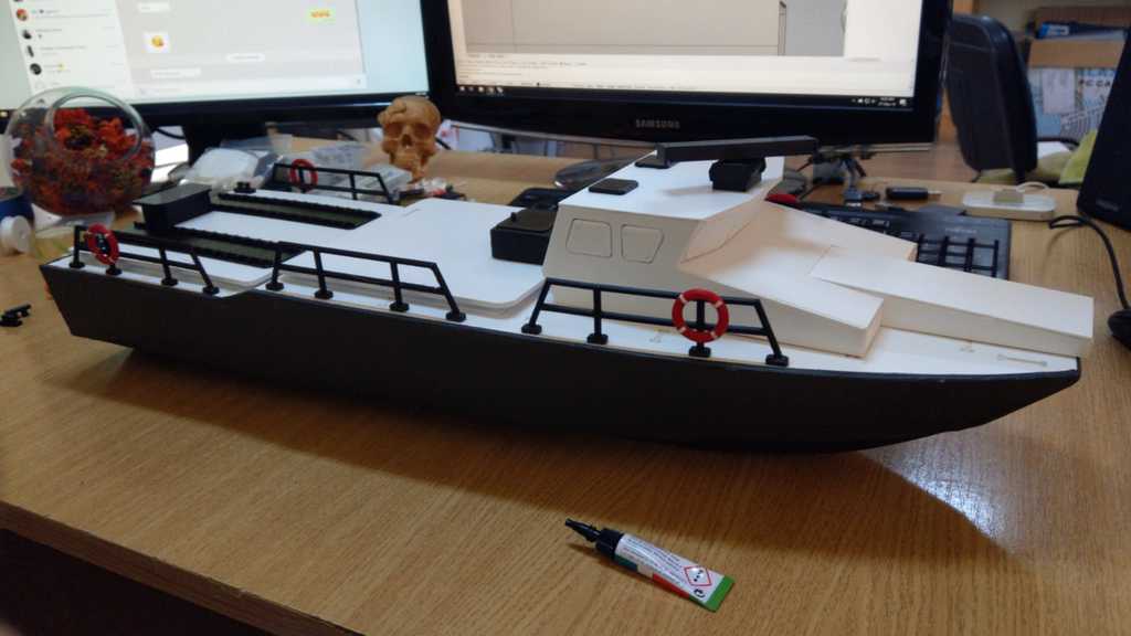 Florina RC Boat