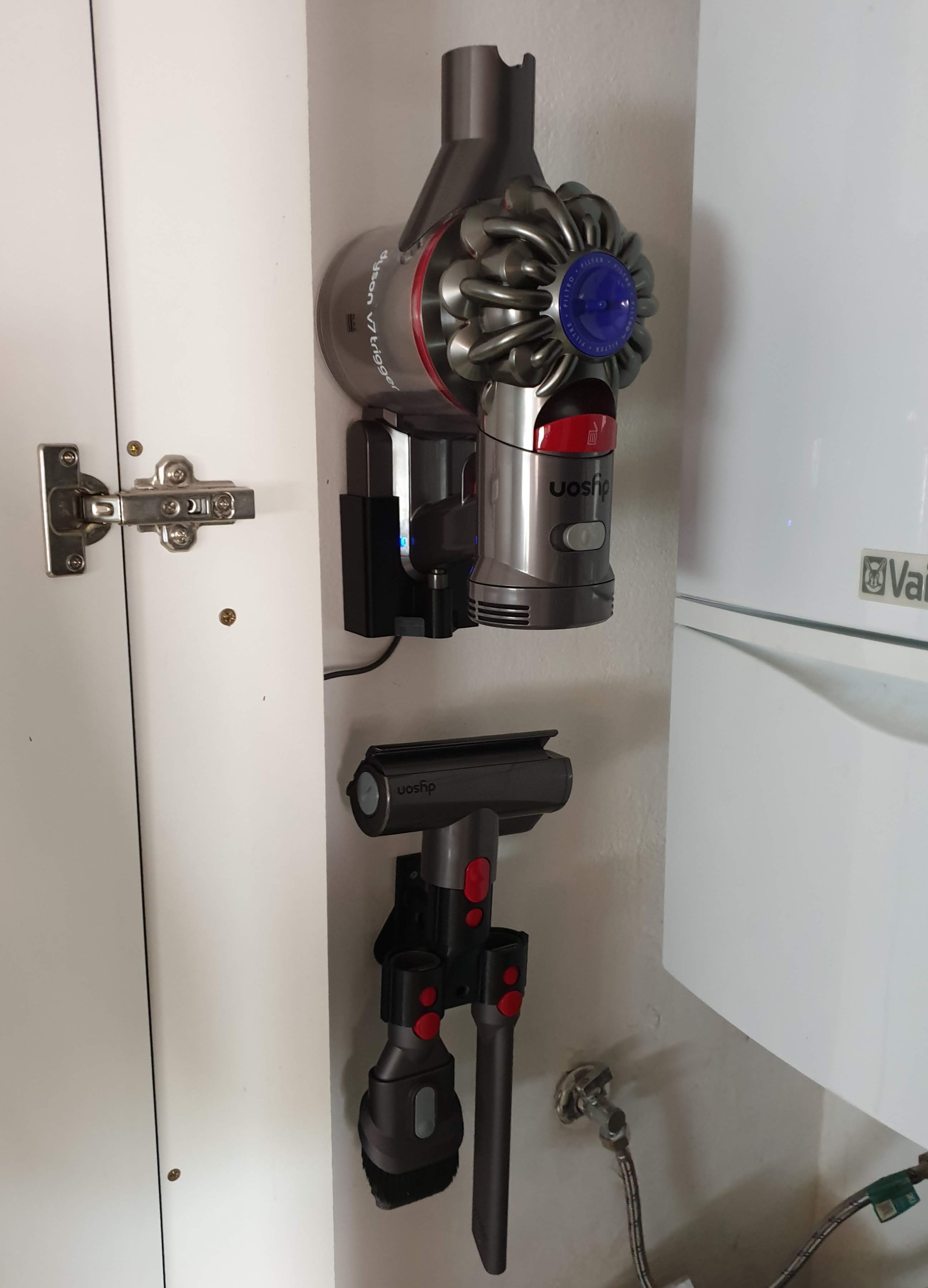 Dyson v7 Trigger Holder