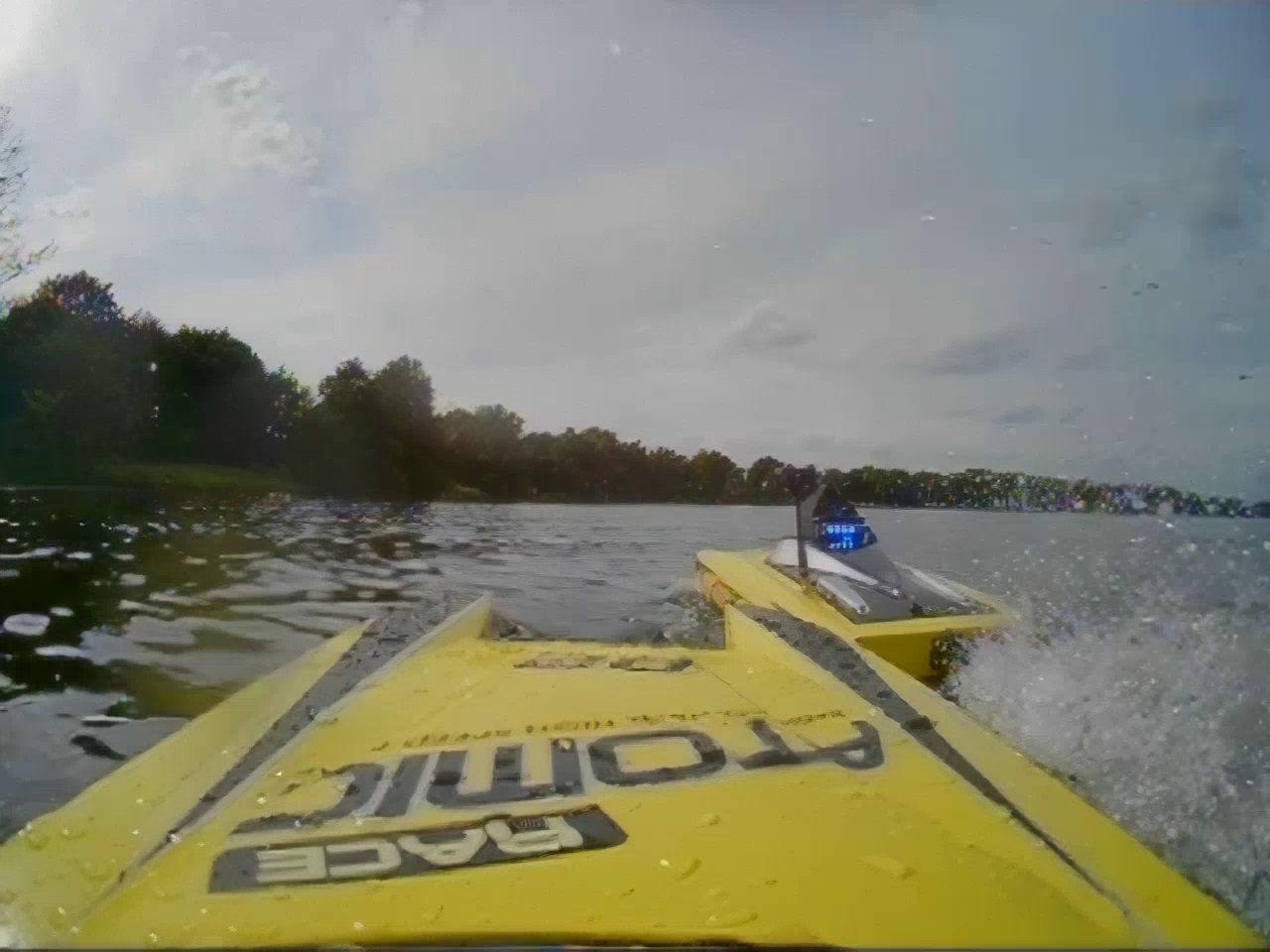 FPV Lasertag RC Boat Atomic 680