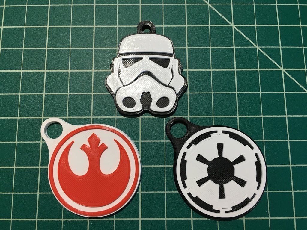 Dual_Multi Material Star Wars Keychains