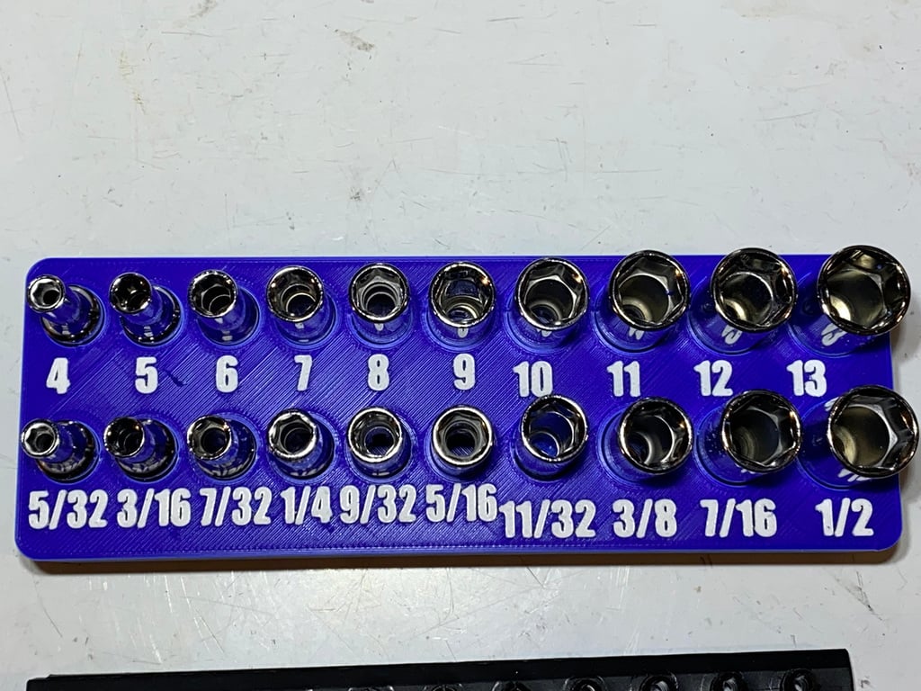 Deepwell Socket Holder with integrated Magnets.